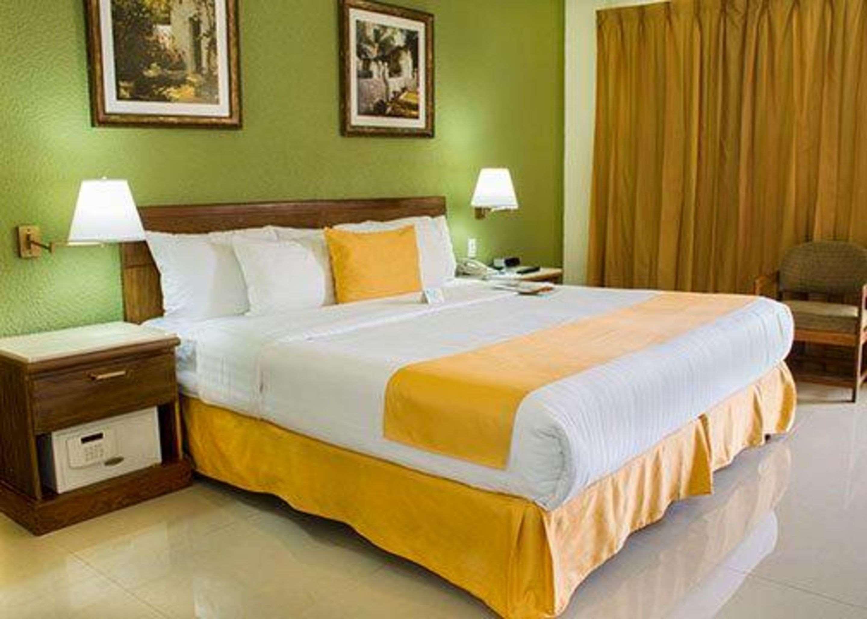Quality Inn Сьюдад-Обрегон Экстерьер фото